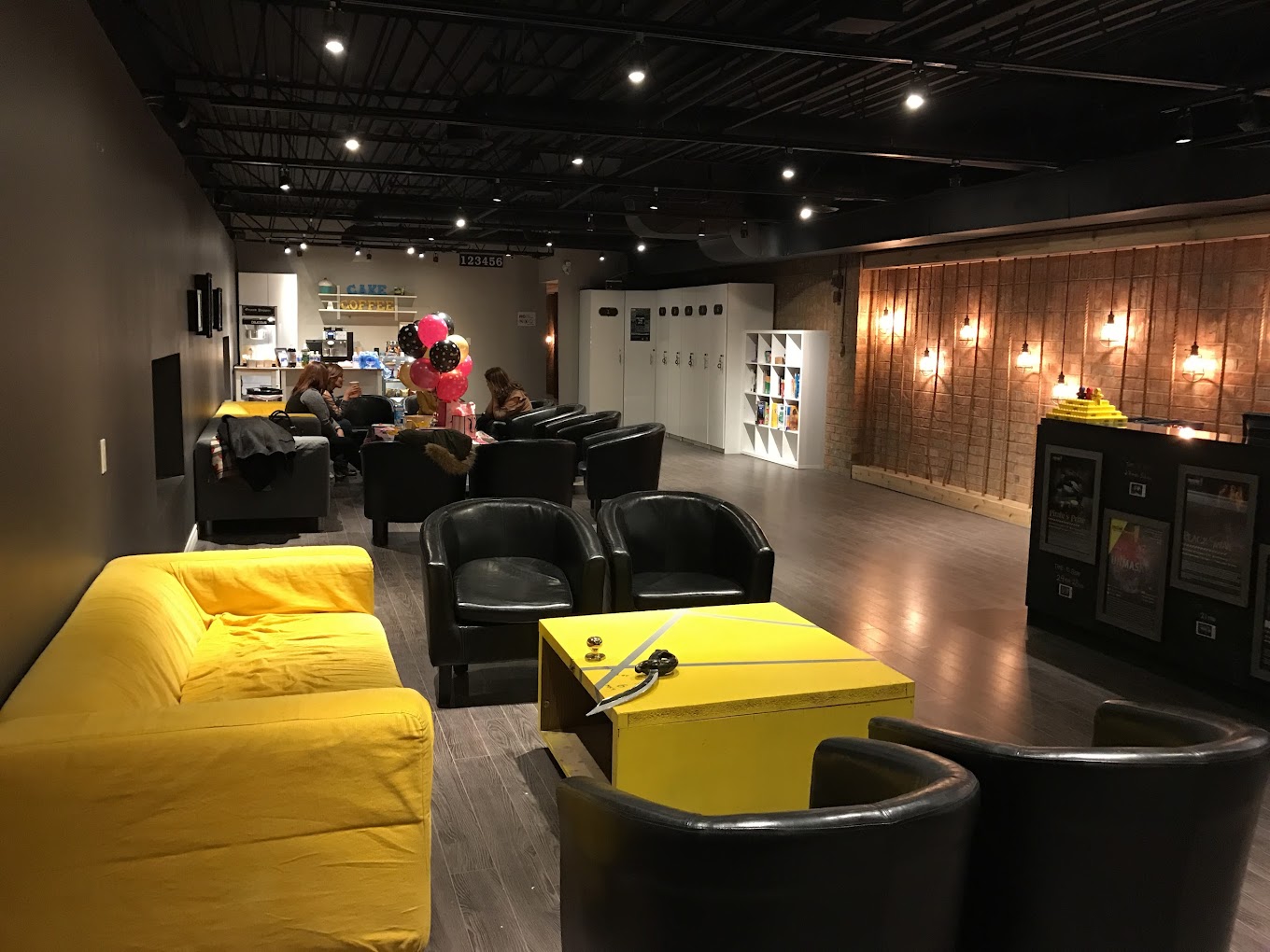 Freeing Canada Station - Escape Room